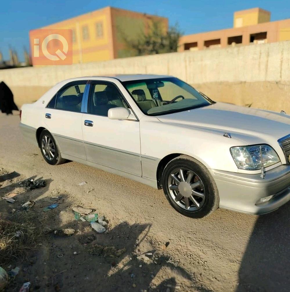 تويوتا كراون